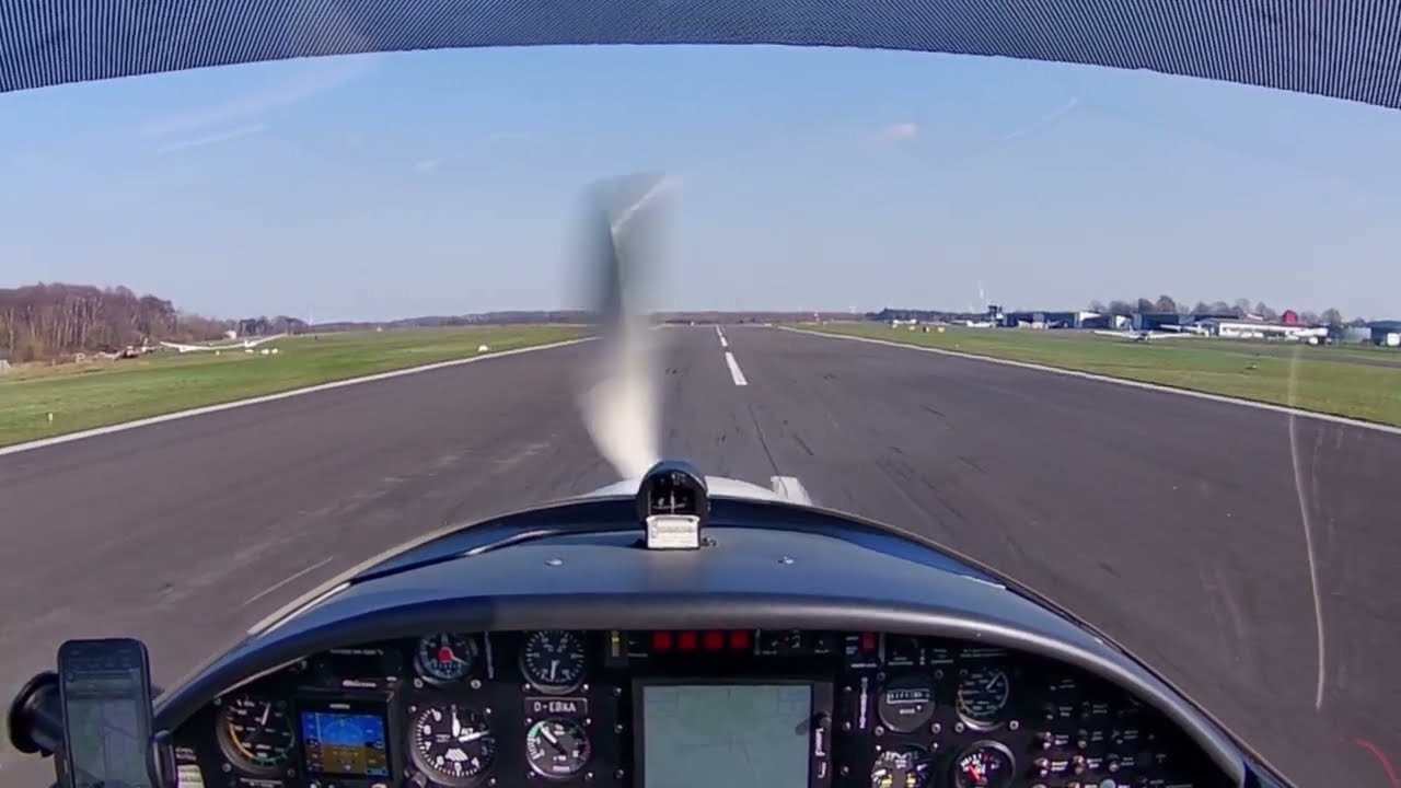 VFR Flight from EDLE to EDLD - Aquila A210