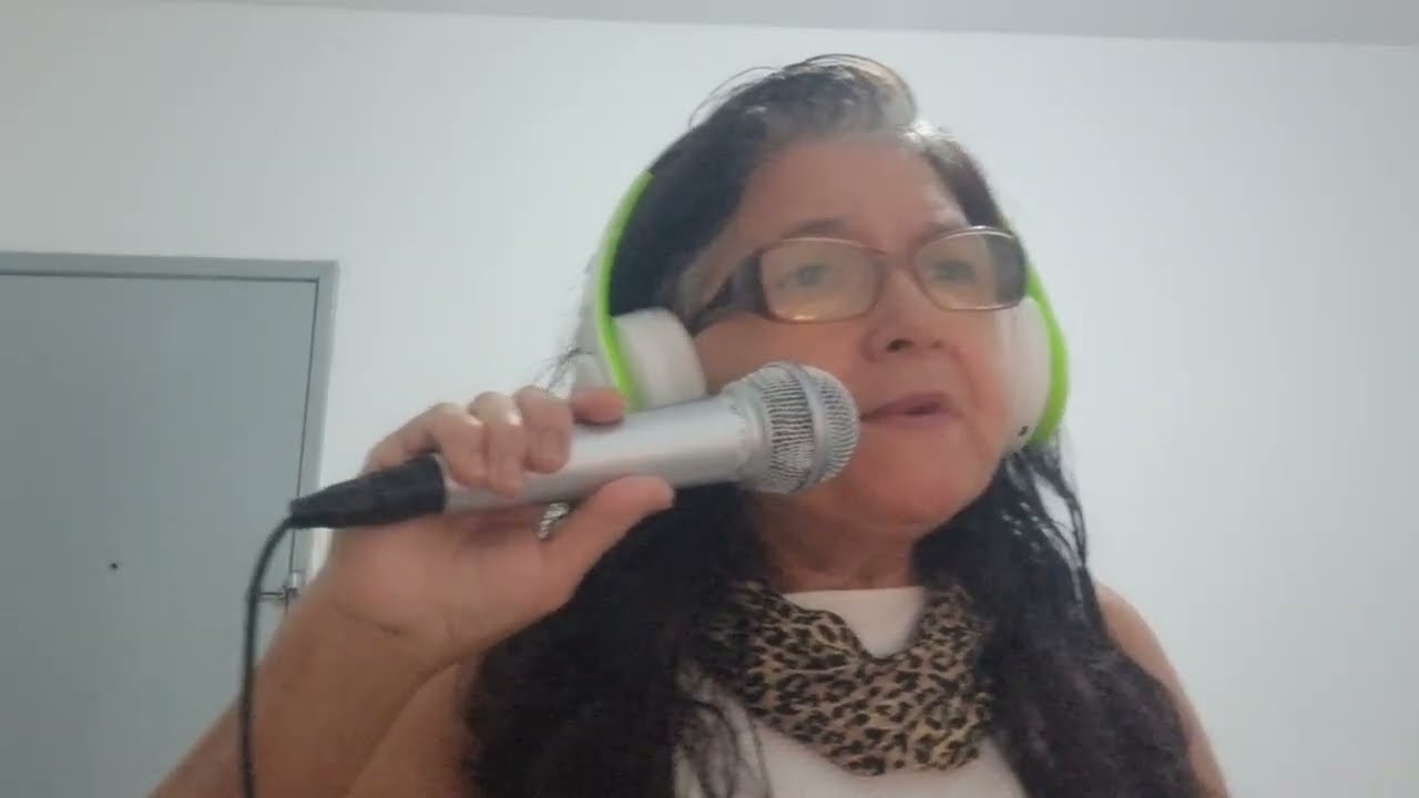 Roberto Carlos - Emoções | Cover por Marietinha