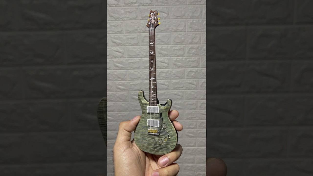 PRS Custom 24 miniature guitar 1:4 scale