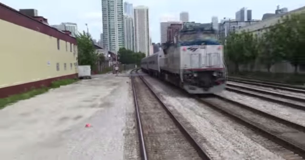 (HD) Amtrak Ride: Union Station to Glenview: Open Air Great View!