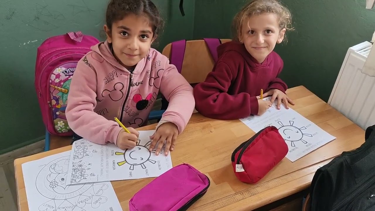Şenoba Üçtepe İlkokulu 2-A Sınıfı İnsan Hakları Günü Etkinliği
