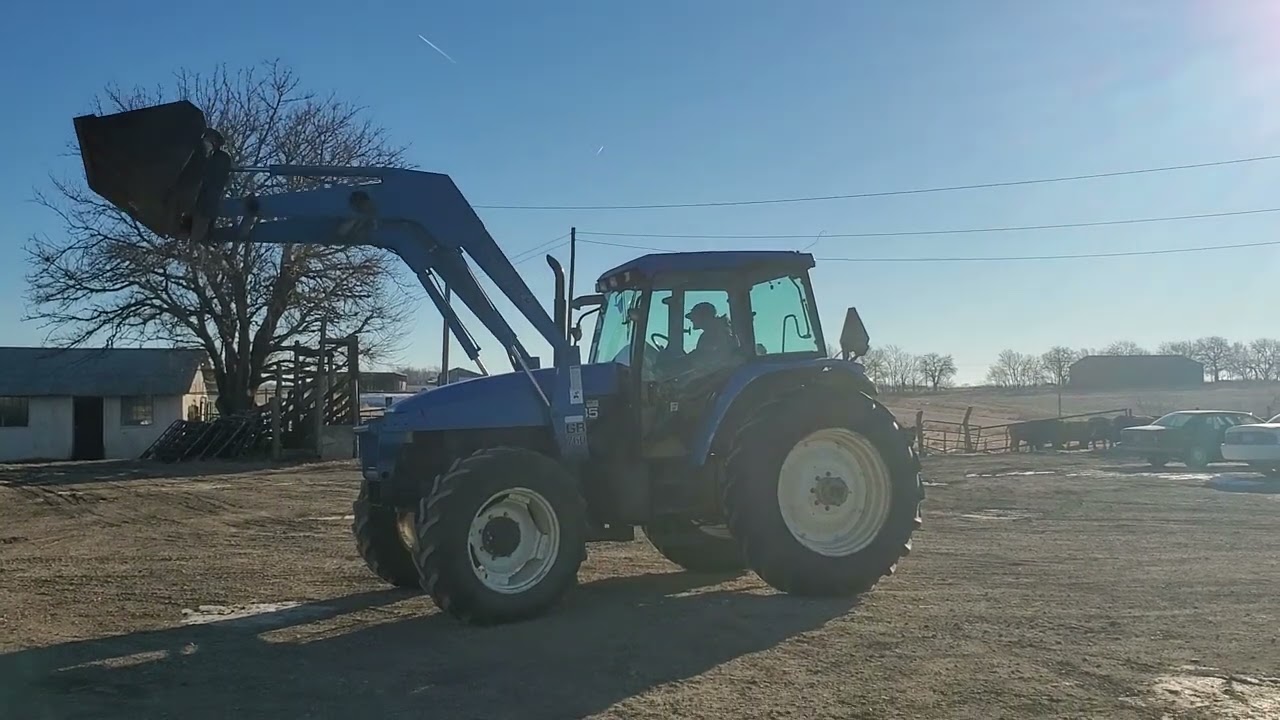 New  Holland TM135 Tractor - Lot 11102