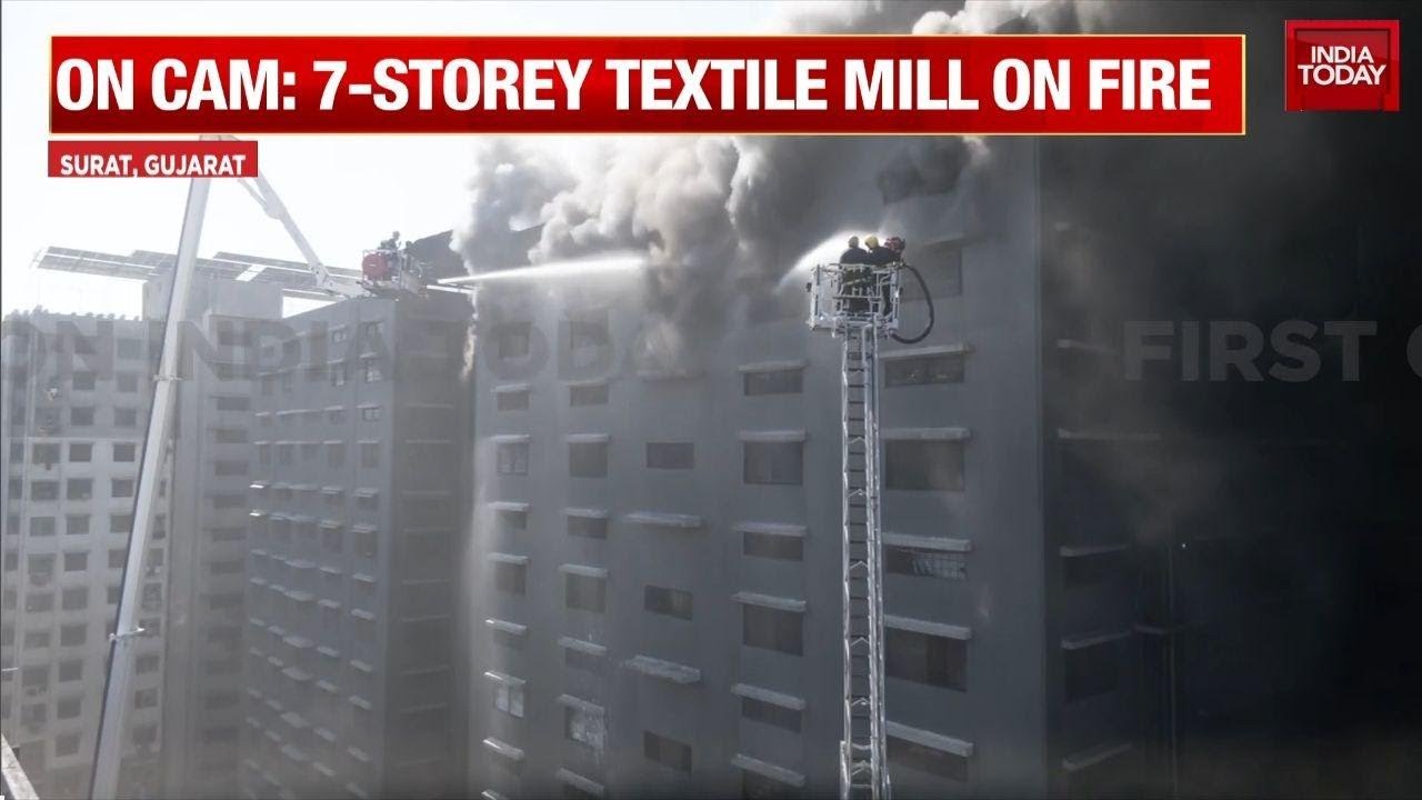 Massive Fire Engulfs Seven-Story Textile Market in Surat; Blaze Controlled After Hours | India Today