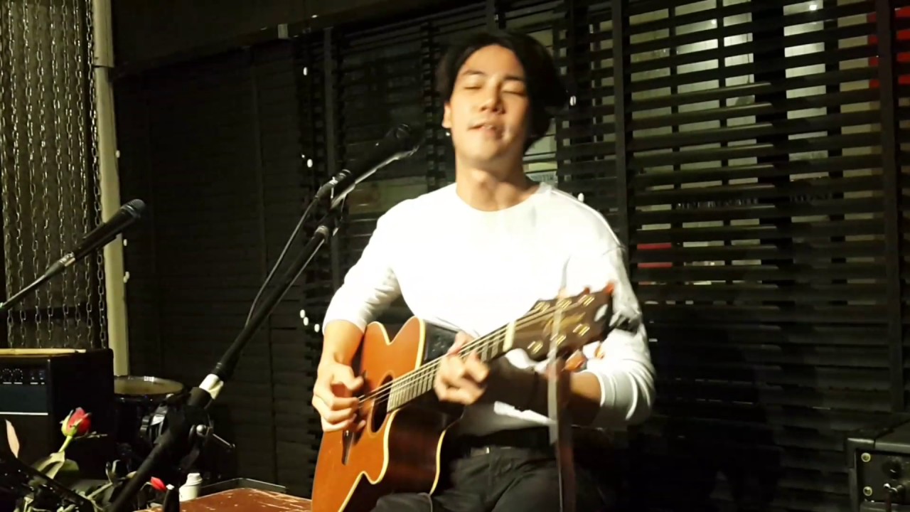 Opor Praput : Neon (acoustic cover) @ Mayer's Night