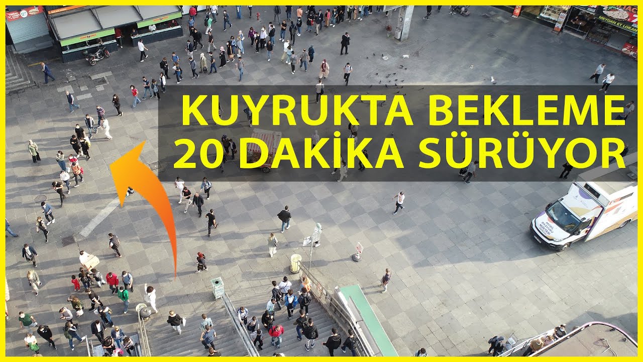 Şirinevler Meydanı'nda Metrelerce Toplu Ulaşım Kuyruğu