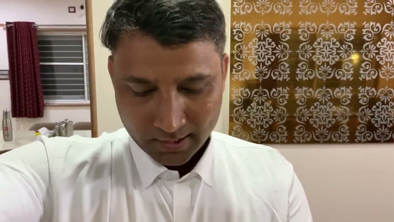 Aaj guest house may Kya Bana Hai, breakfast Samosa Santosh￼ kumar blog