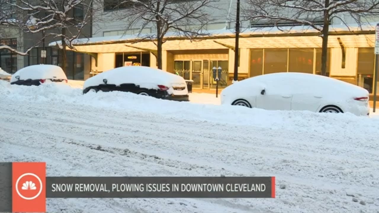 Cleaning up and digging out after Northeast Ohio's first snowstorm of 2022