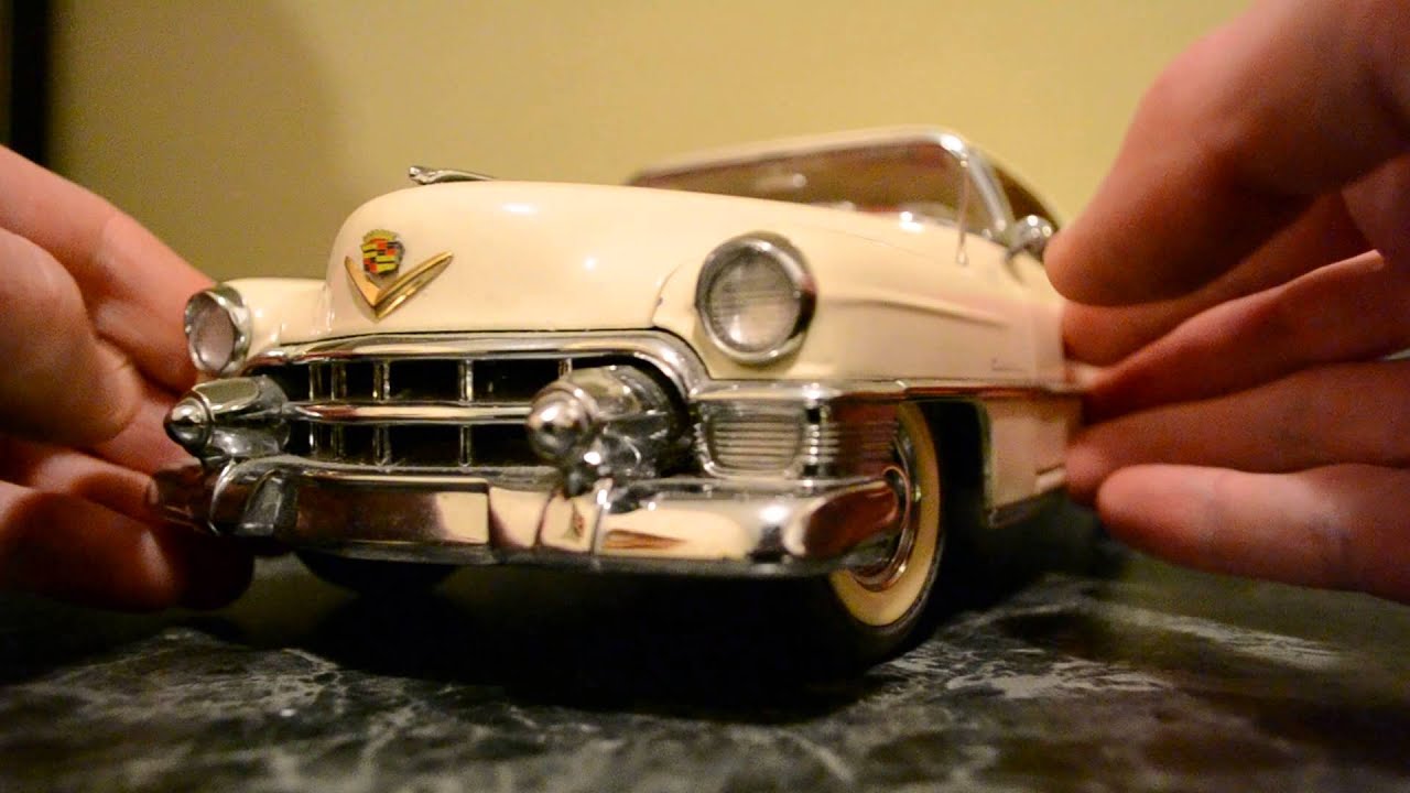 DANBURY MINT 1953 CADILLAC ELDORADO 1:16 DIECAST