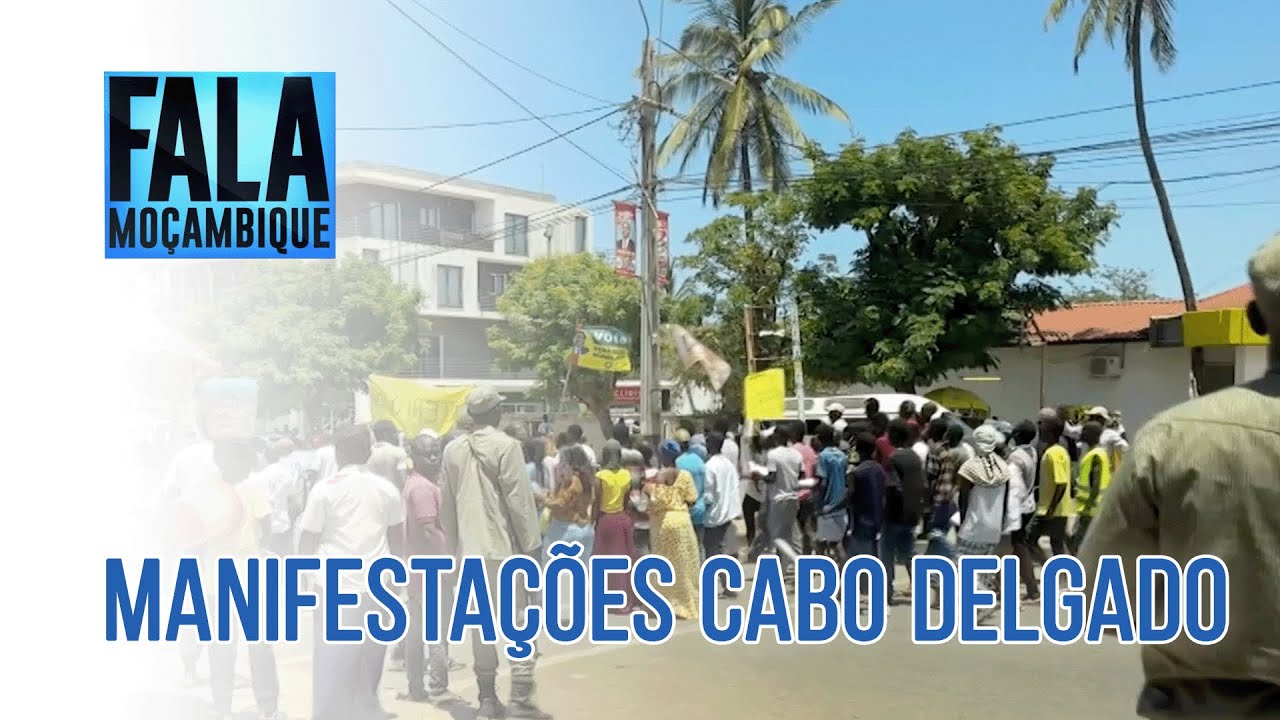 Grupo de manifestantes marcha pacificamente em Pemba com escolta policial @PortalFM24