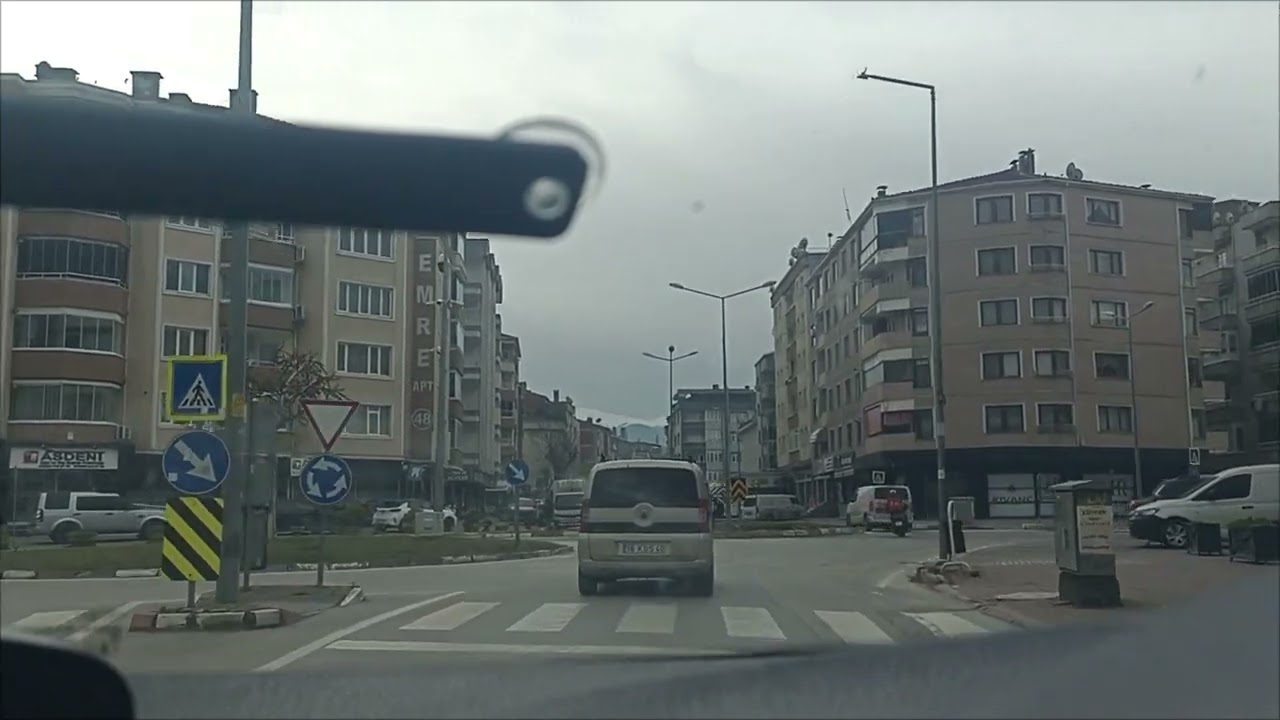 🤗@rambodoner Bursa/İnegöl ilçesinde lezzetiyle ün salmış meşhur dönerci.