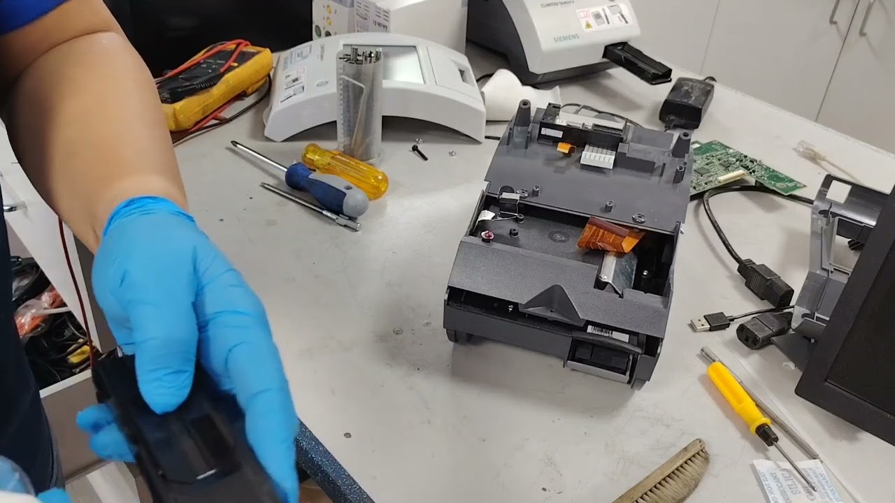 How to Repair ERROR 11  Clinitek status + Urine Analyzer