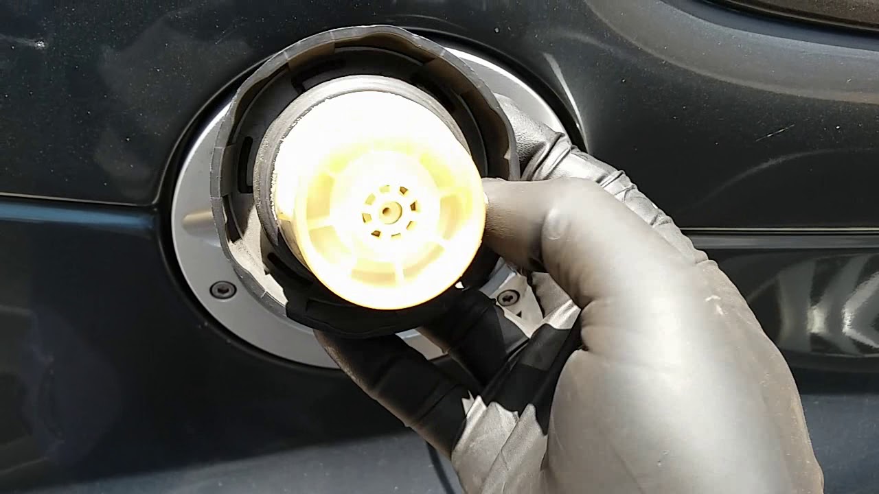 (Chrysler PT) Диагностика ошибки P0456: обнаружена утечка в системе улавливания паров топлива (не...