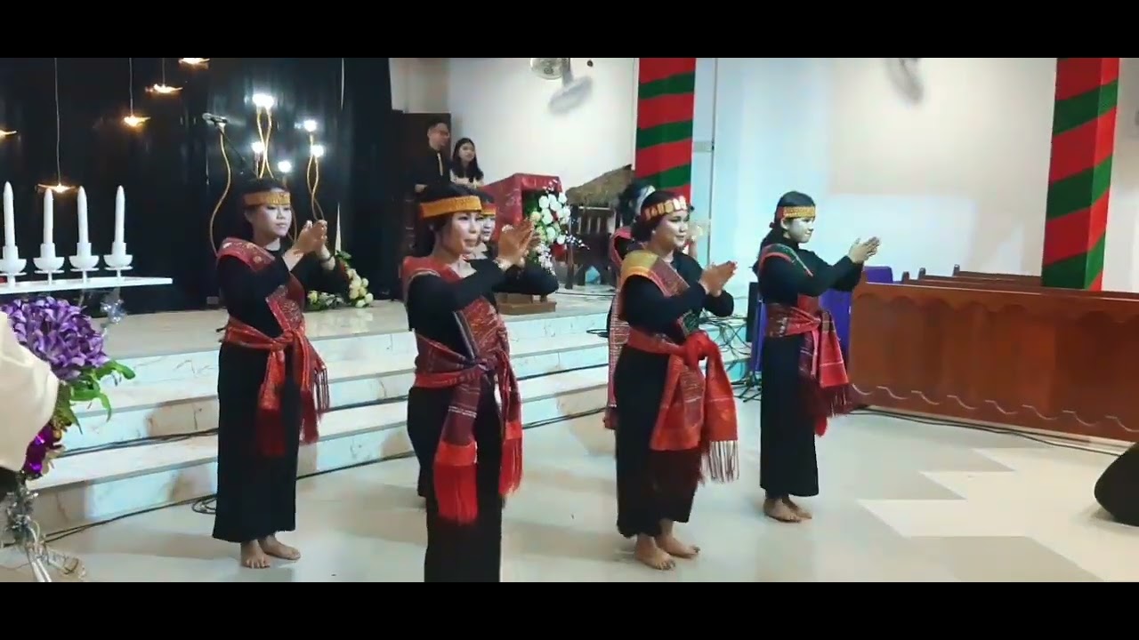 Tari Prosesi Natal RENA HKBP PAGARAN NAULI MEDAN - TOBA DREAM