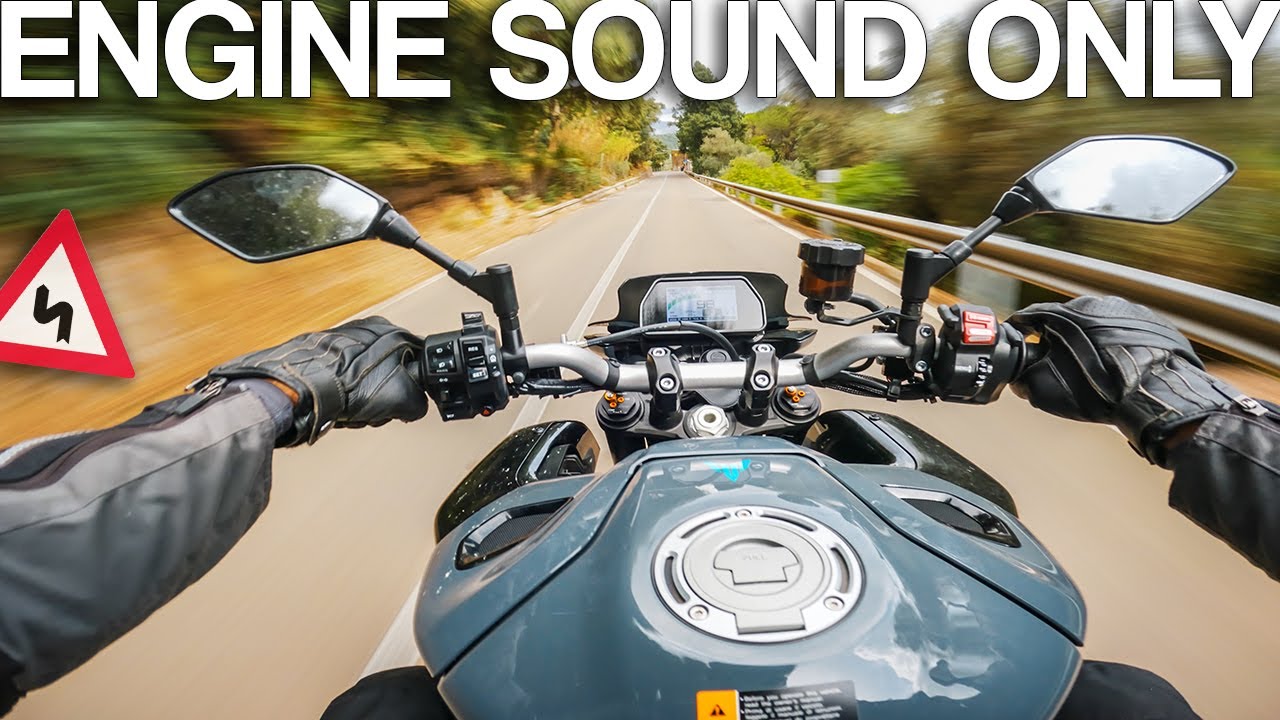 the stock YAMAHA MT-10 exhaust sounds AMAZING! [RAW Onboard]