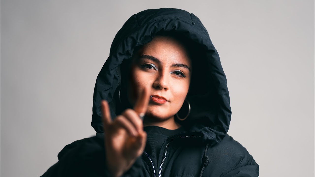 Gaby Ferreyra - La Diabla (Official Video)| DE CERO