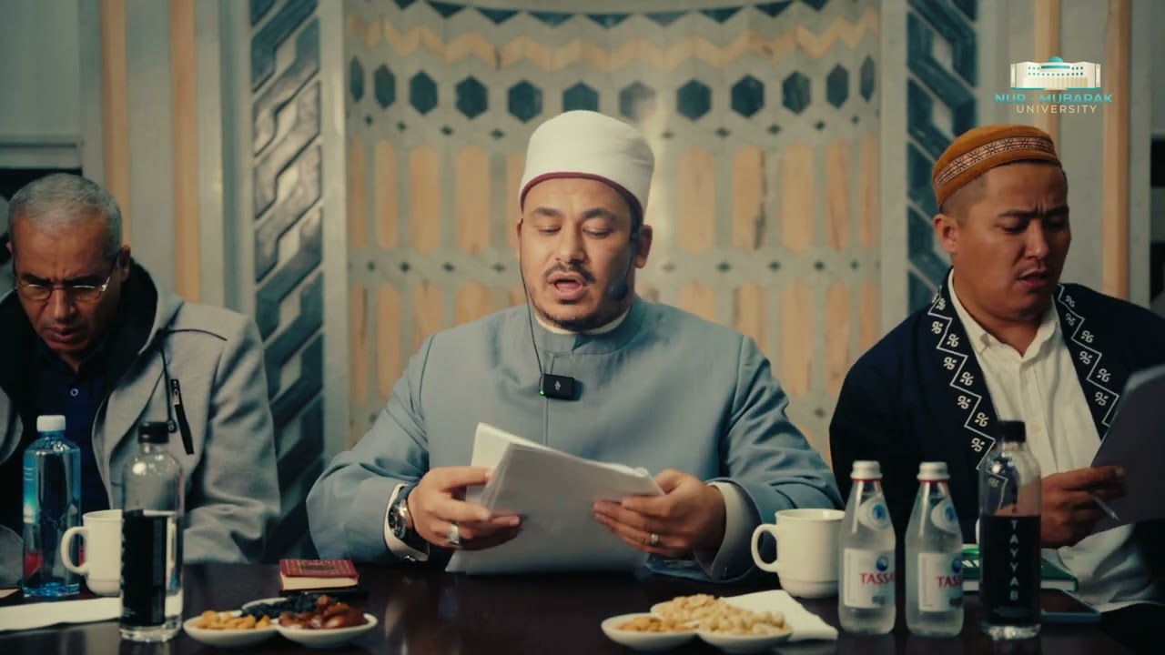 قراءة كتاب النظم البديع في مولد الشفيع للنبهاني بمسجد جامعة نور مبارك بكازاخستان