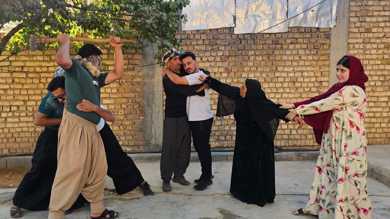 Sacrifice: Mojtaba risked his life to meet Zainab's father
