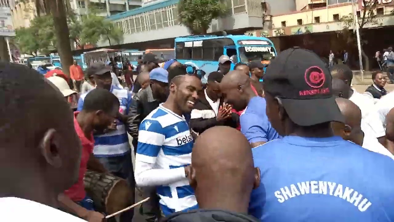 live One on one with AFC leopards fans from kencom to nyayo stadium  #mashemejiderby #afcleopards #
