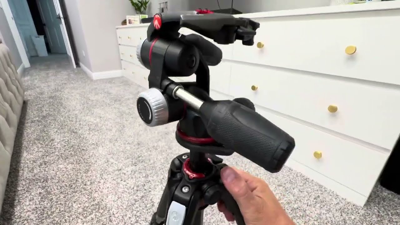Manfrotto 055 3-Section Aluminum Tripod