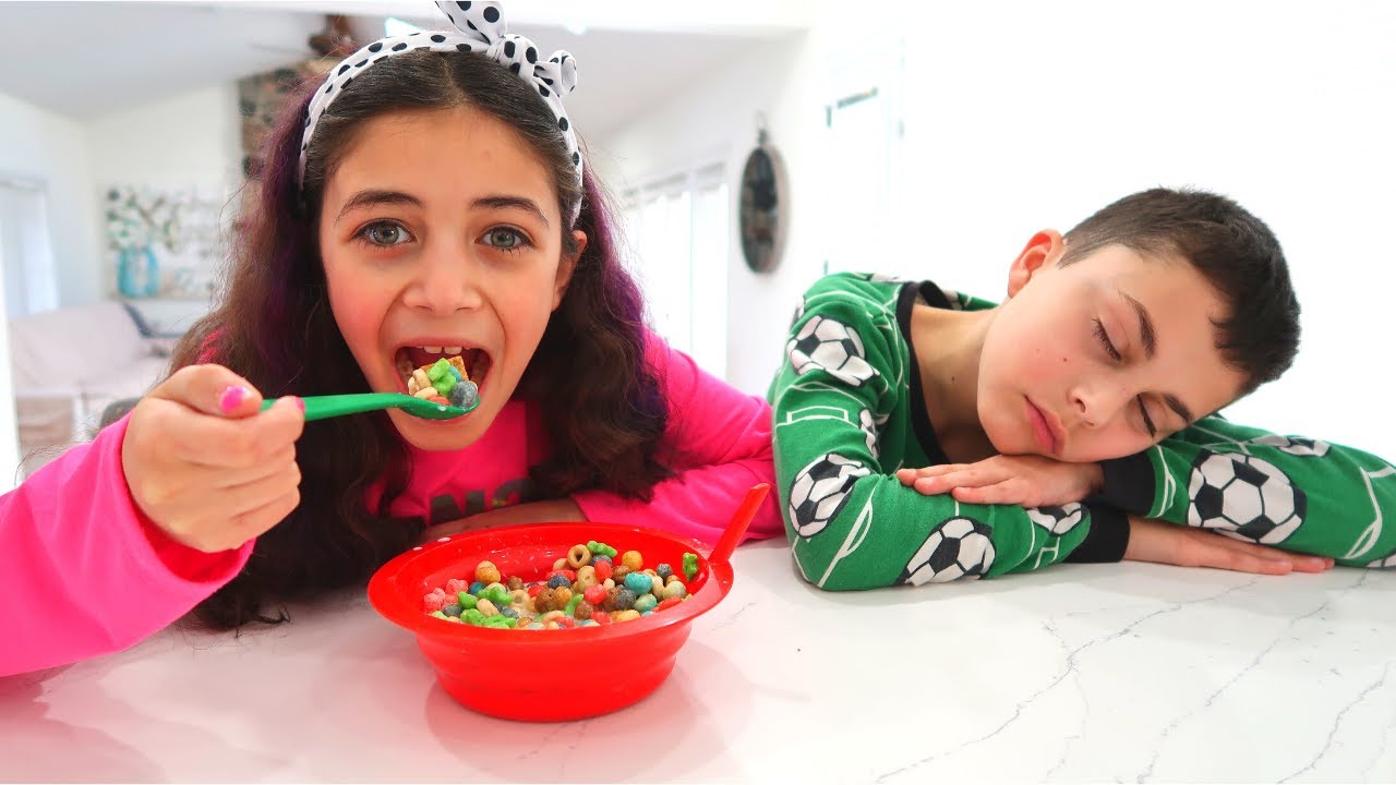 Heidi and Zidane Late for School pretend play for Kids