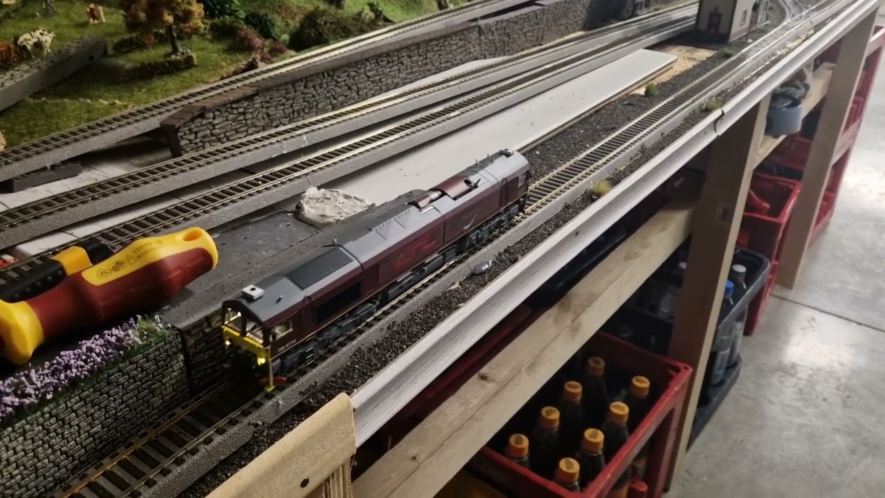 CFL Cargo Class 66 Trix Sound