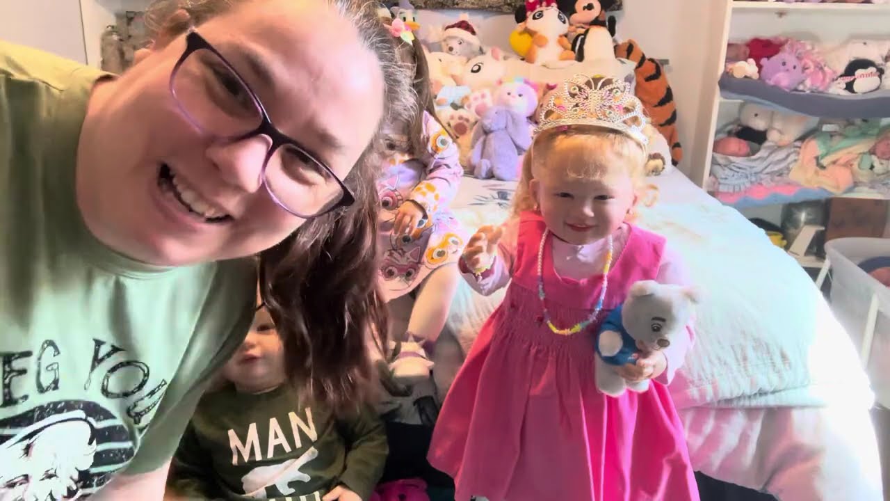 Teddy Bears, Rain coats and words oh my! It’s Toddler Tuesday @reneesreborns