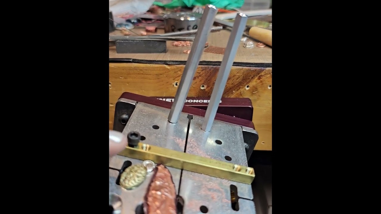 Knew Concepts Bench Pin and Tilting Dovetail Adapter