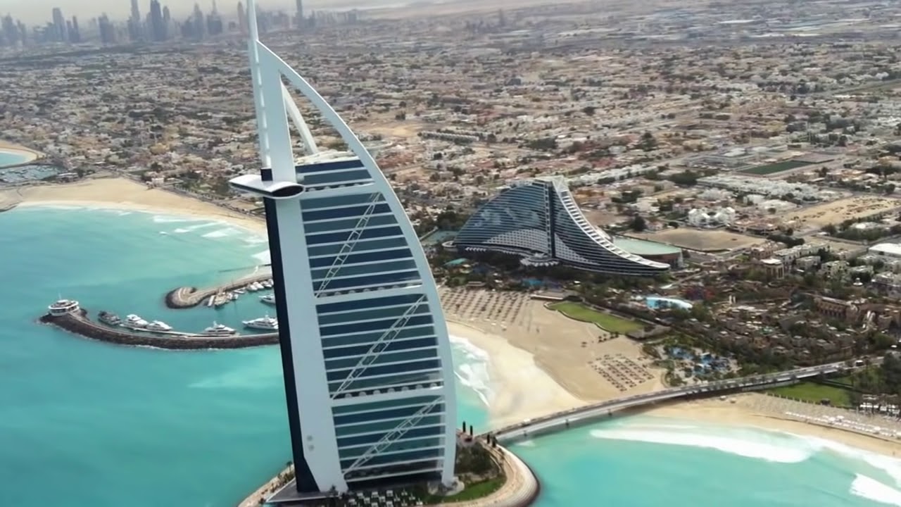 Burj al Arab Helicopter landing HD