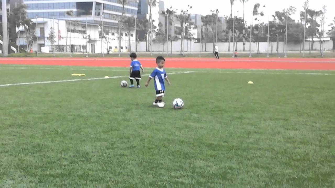 Maher F17 Academy Soccer Training under 6