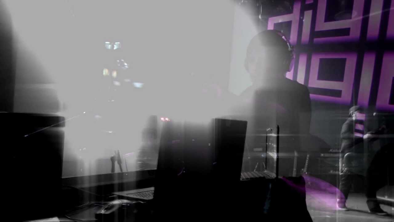 Digital Digital - Somebitch (Official Video)