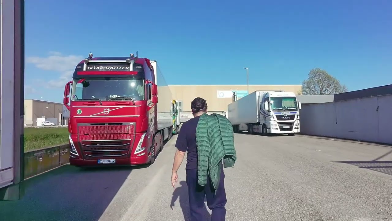 loading Fruits and vegetables in Villafontana