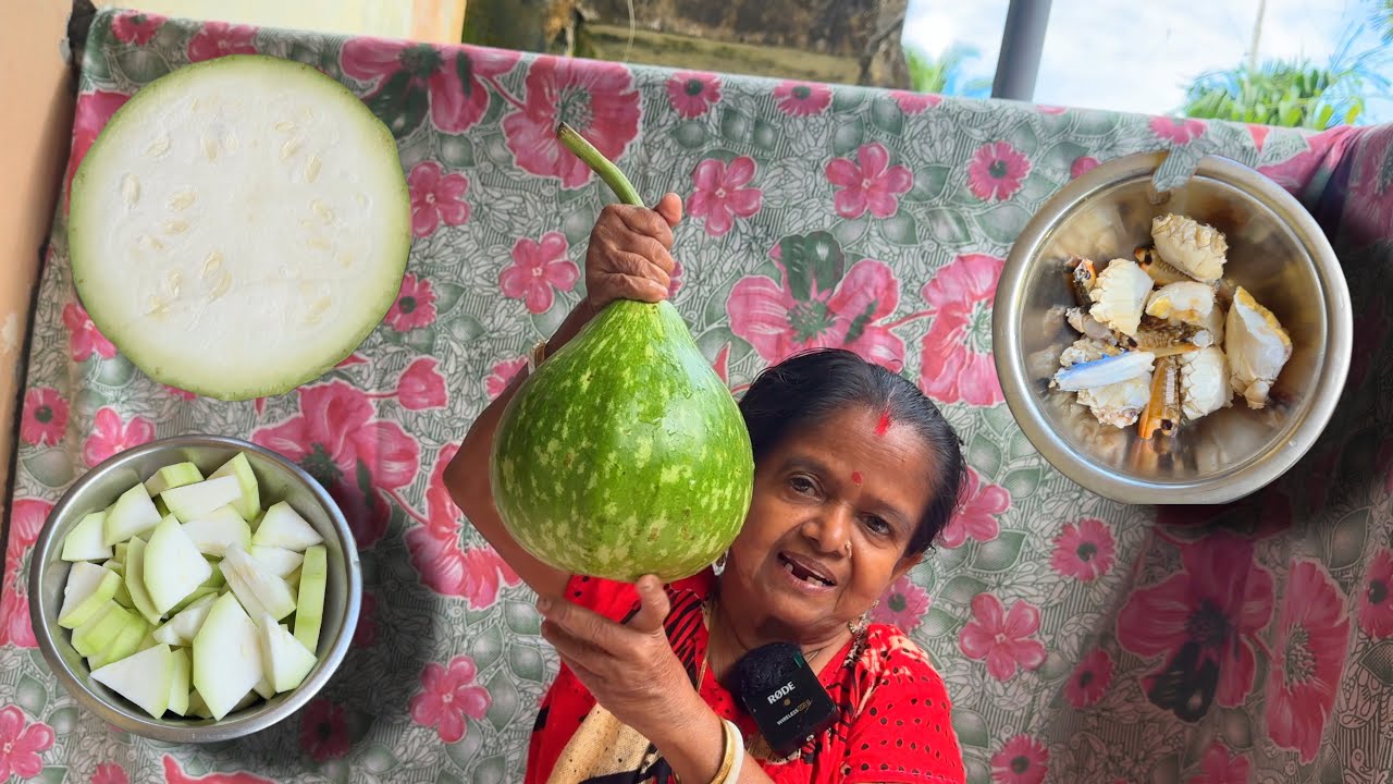 লাউ কাঁকড়া দিয়ে রান্না Lau Kakra diye ranna 
