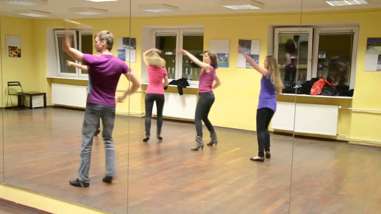 Choreo do flashmoba na Miedzynarodowy Dzien Tanca w Warszawie, Złote Tarasy 29.04.2011