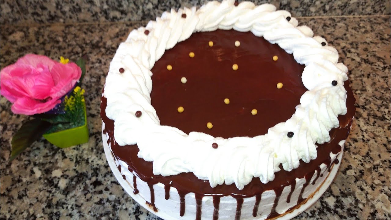 طورطة عيد ميلاد سهلة وسريعة حضريها   أكيد غتجيك رائعة بدون غلوتين