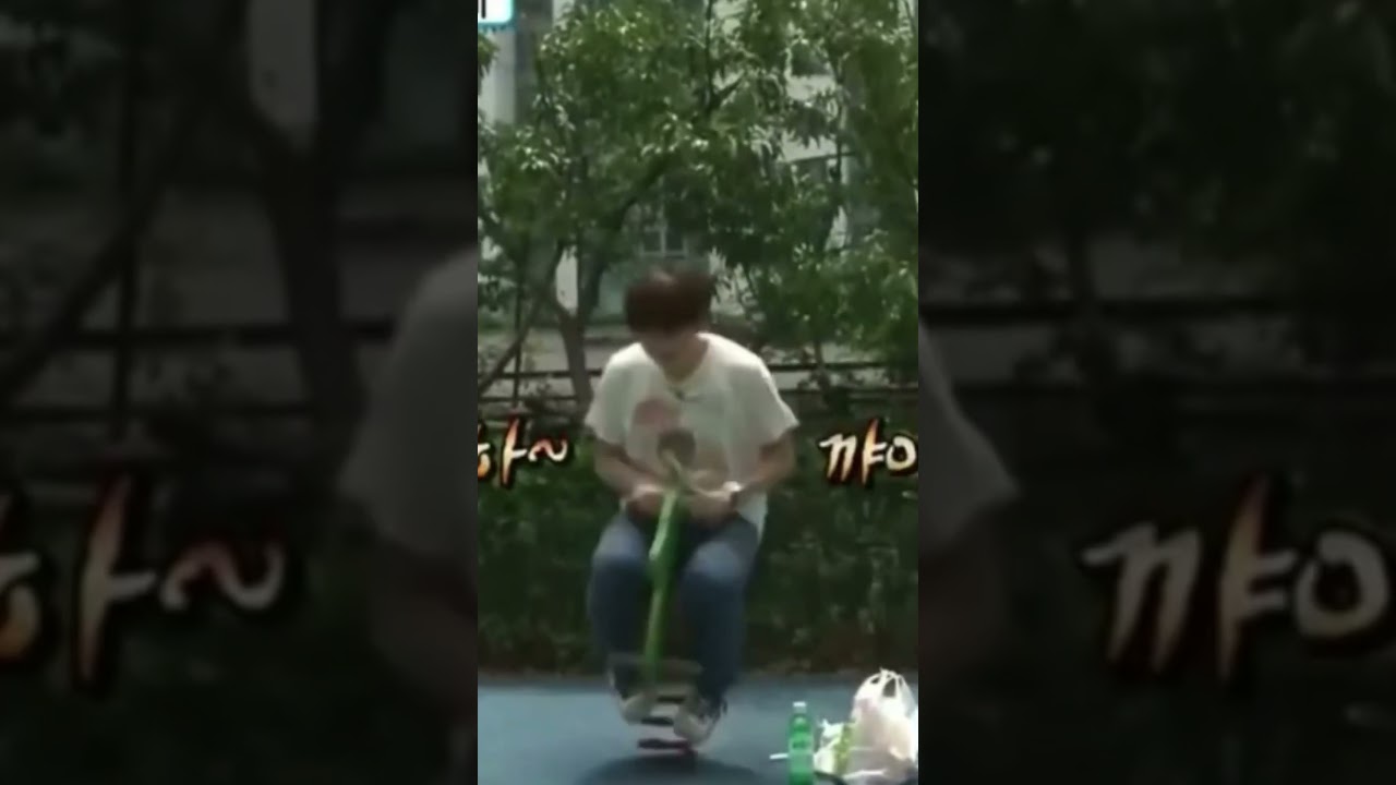 Sandeul’s spring horse 😆