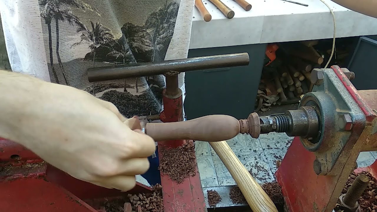 Torneando Cabo para Gubia de Talla