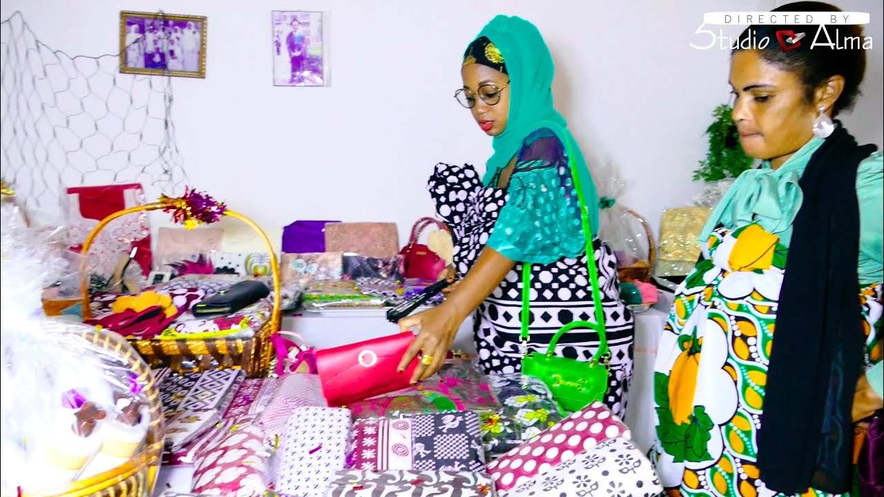 Vaou Harousi de kasim et sitti anziza MUTSAMUDU (Studio Alma  376-69-09)