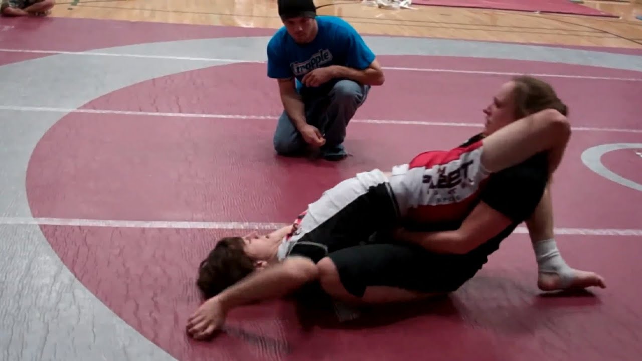 Boys DESTROYING girls in BJJ ( 22 )