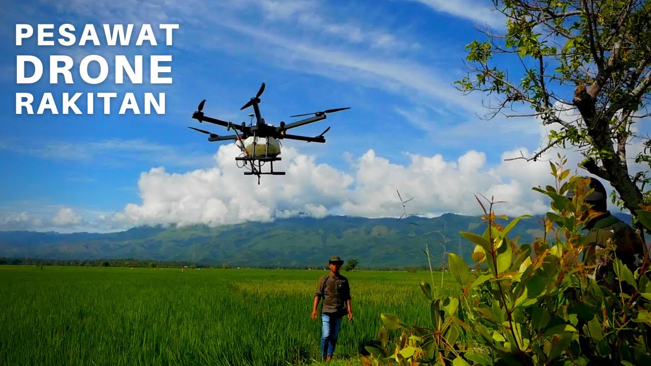 Buat Pesawat Drone Untuk Bantu Masyarakat Perangi Hama