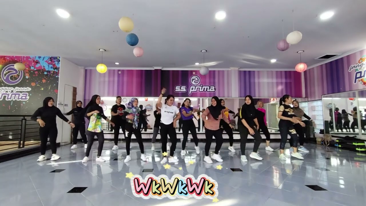 WkWkWk Senam Kreasi