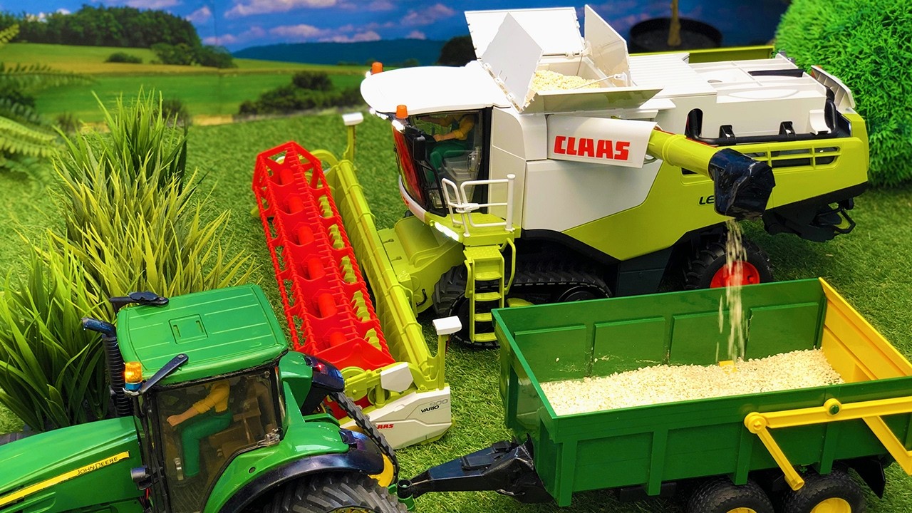 RC Farm Bruder COmbines WOrk Together!