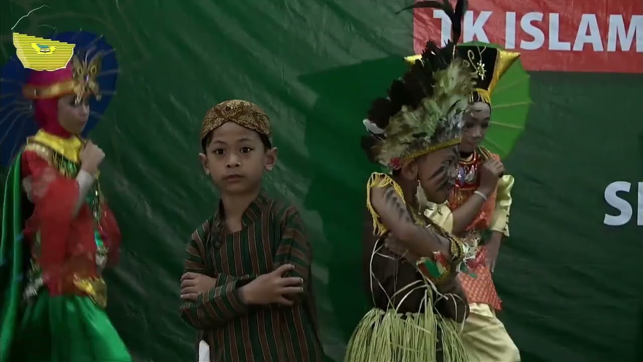 PENAMPILAN TARI RAMPAK NUSANTARA -  MIA02