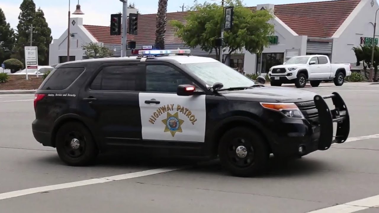 P/A Use! California Highway Patrol Responding Code 3 to a Vehicle Accident