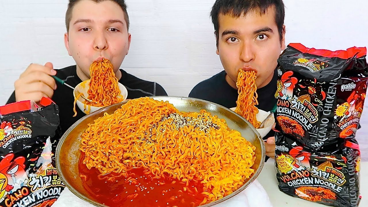 Volcano Battle *RACE EDITION* 5x Super Spicy Ramen 먹방 MUKBANG CHALLENGE