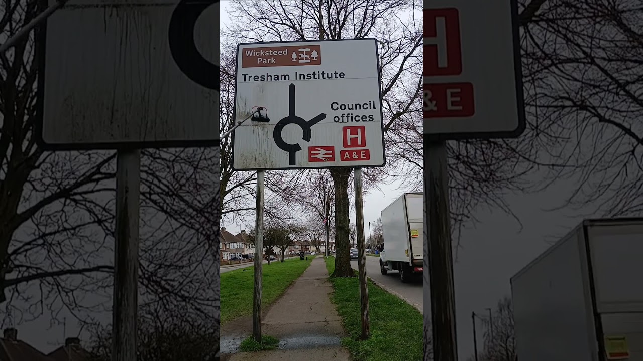 Road sign cleaning 4
