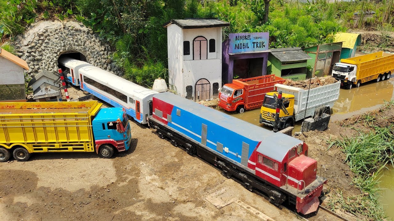 Mantap Palang Pintu Kereta Api Subang Lokomotif cc206 cc201 Ada Liveri Gerbong Panjang Cargo