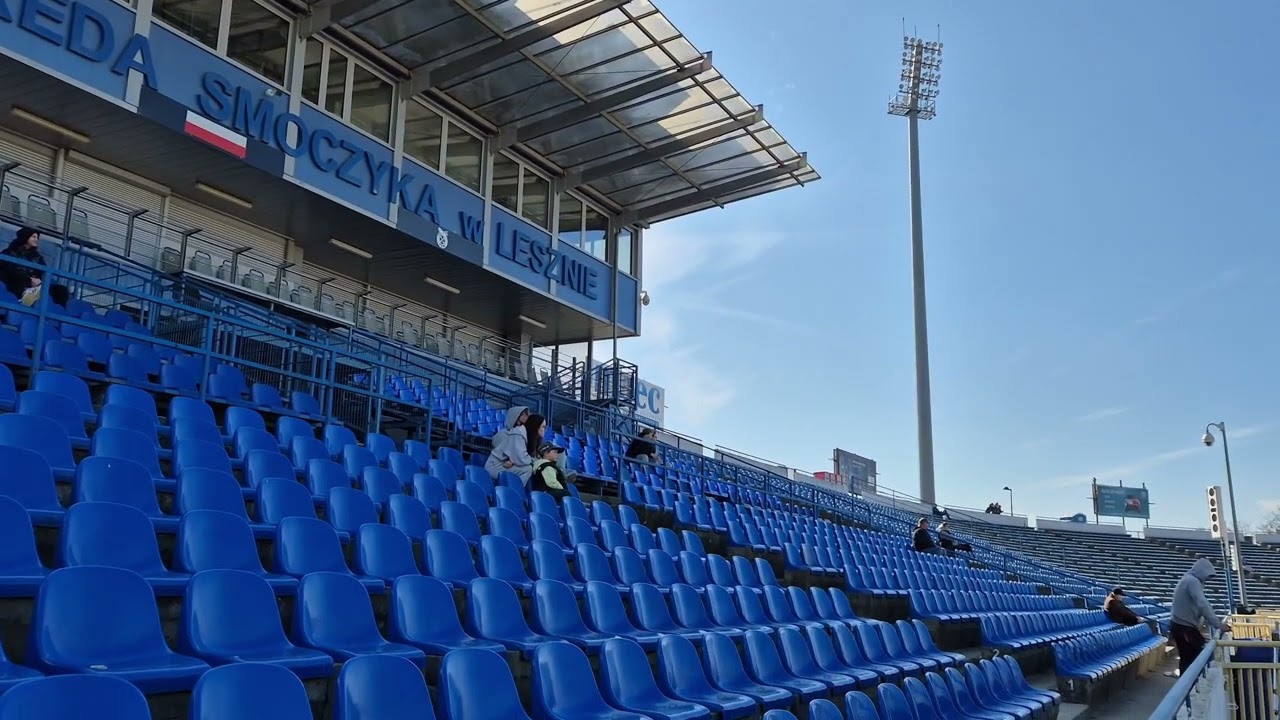 Przetarg na oświetlenie stadionu