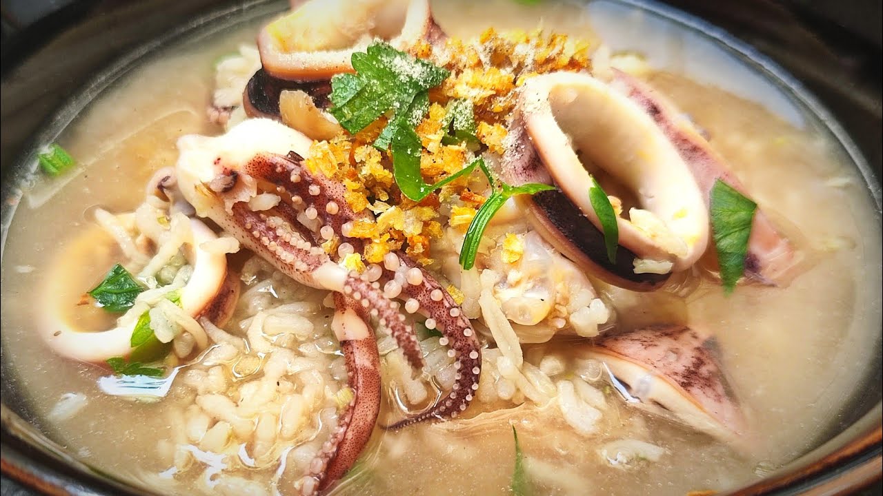 ข้าวต้มปลาหมึก พร้อมวิธีการทำที่ง่ายแบบสุดๆใครอยากทานข้าวต้มปลาหมึก มาทำทานกันเองในคลิปนี้ได้เลย