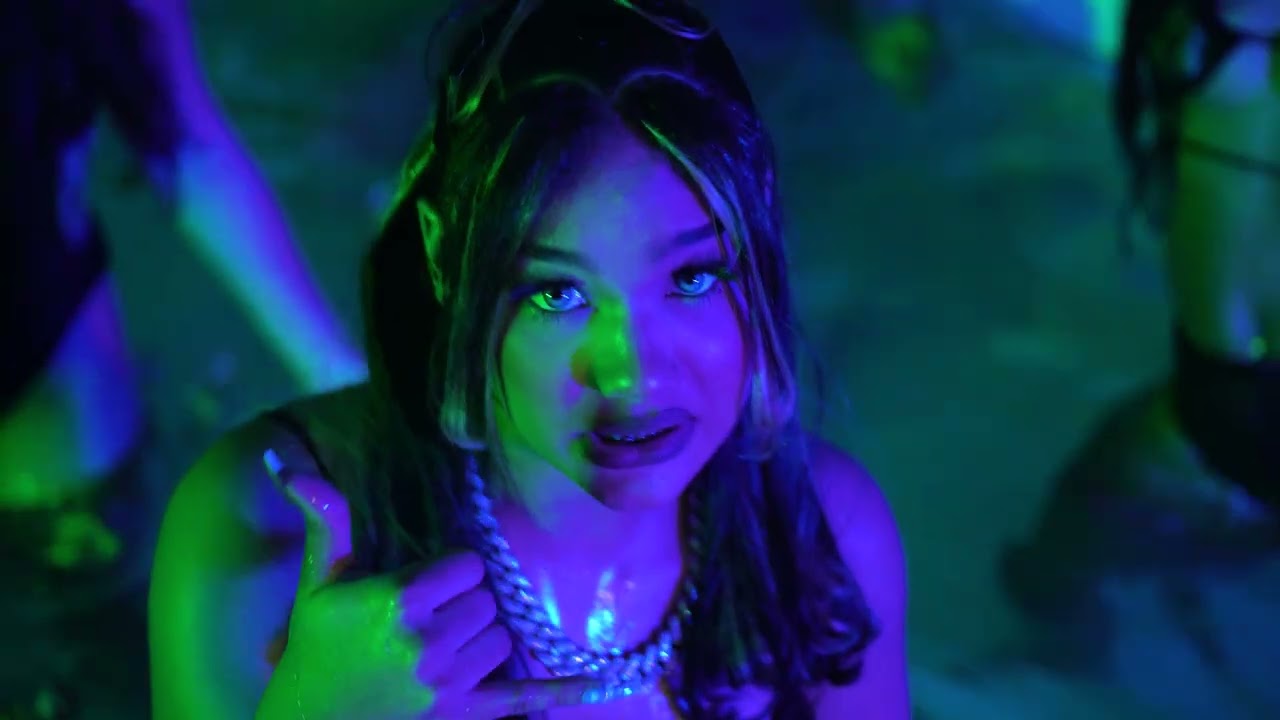 Masha- Mi Delicuente (Video Oficial)