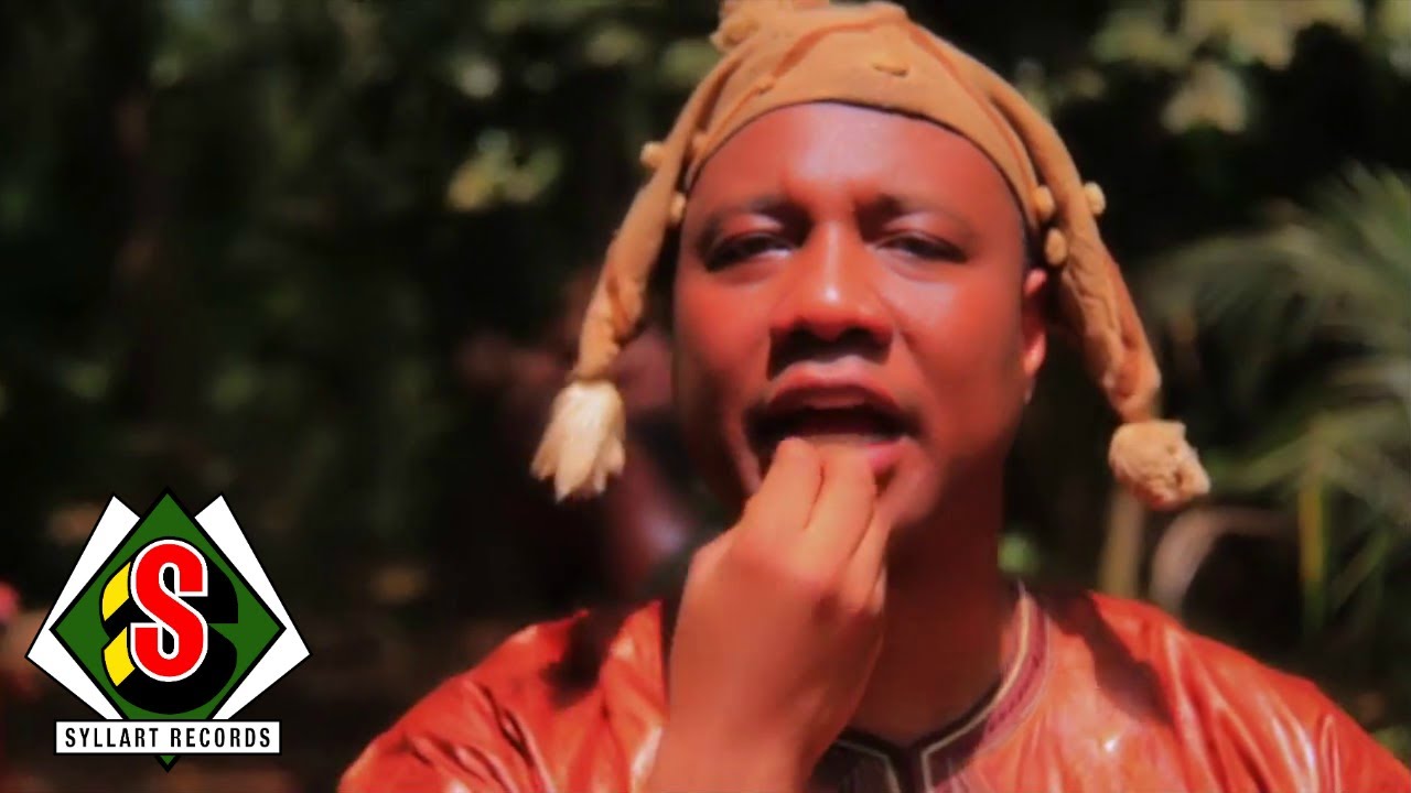 Sekouba Bambino - Koumakelalou (Clip Officiel)